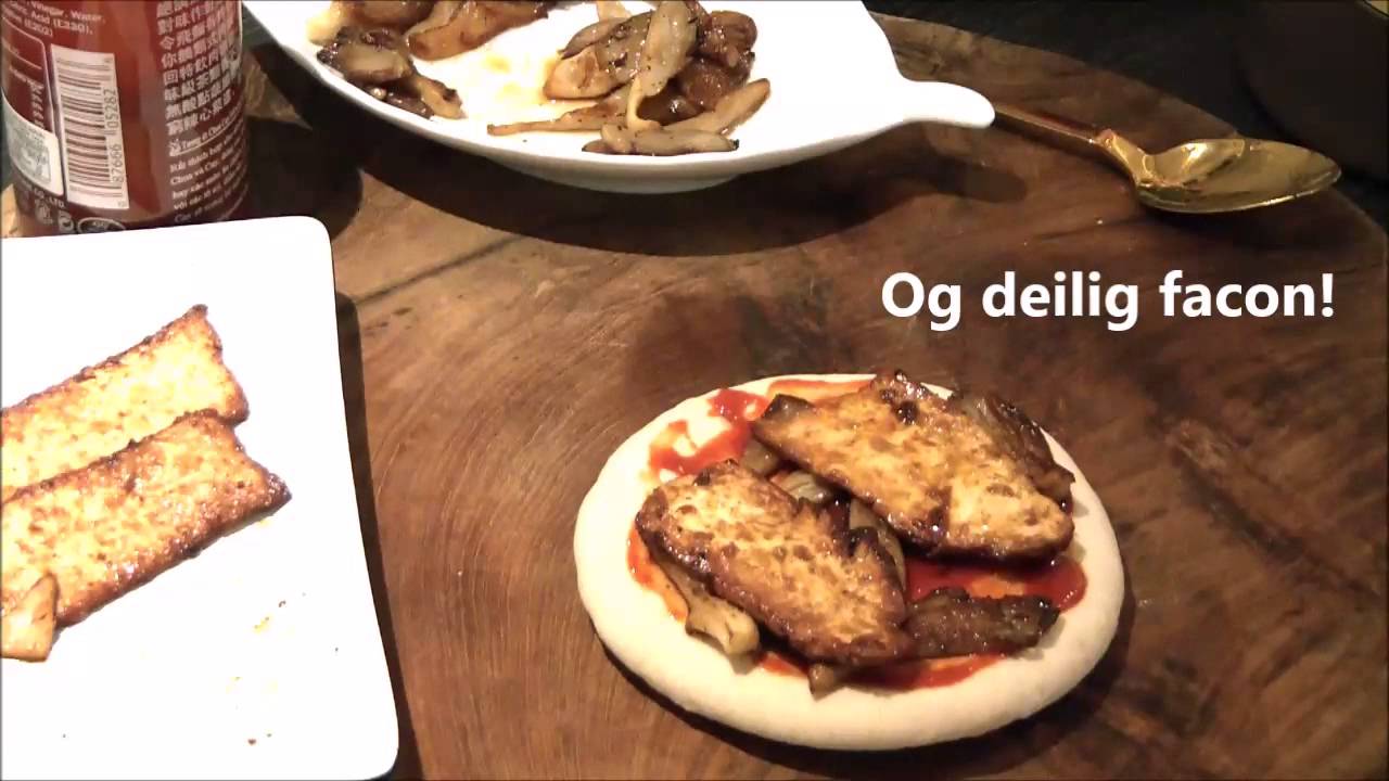 Vegansk pizza med facon og 