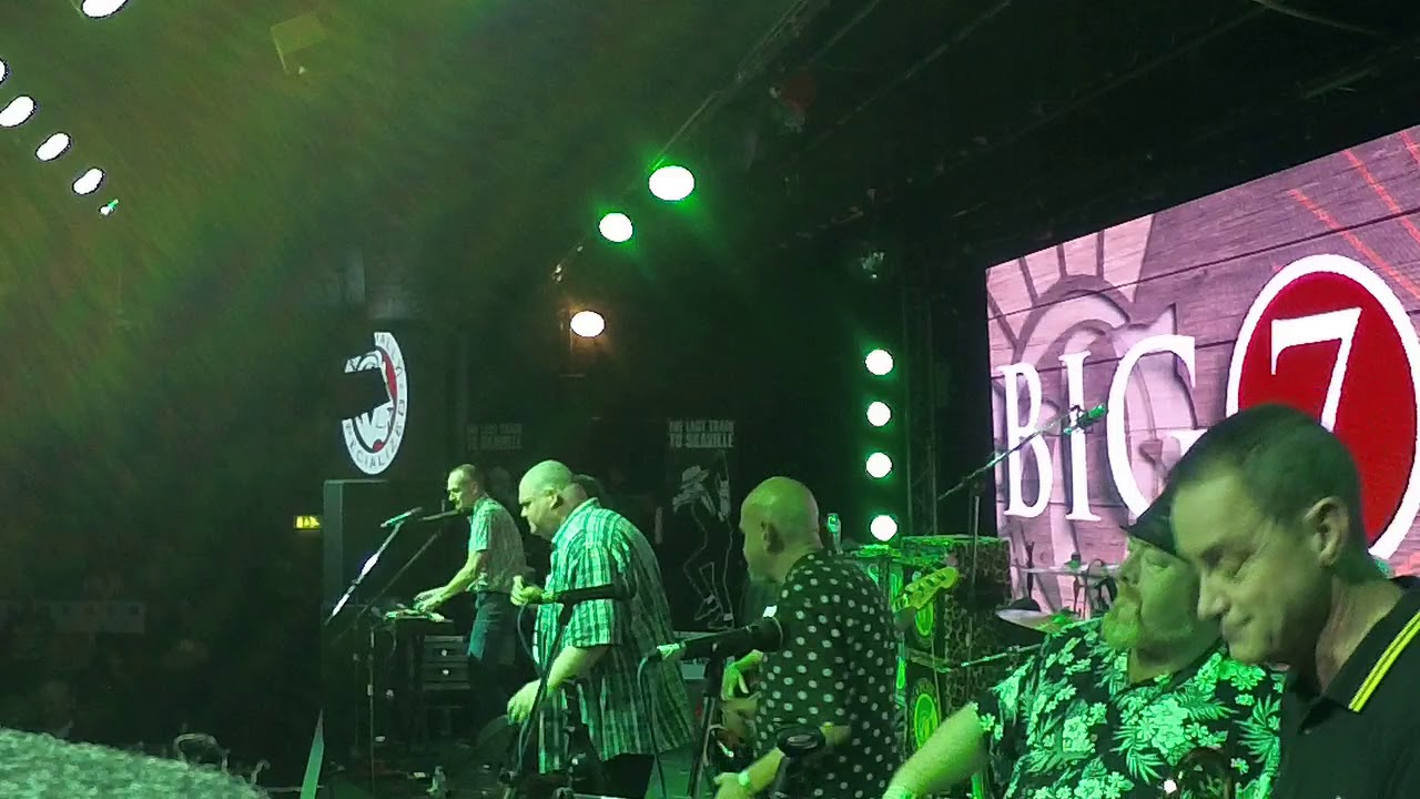 BIG FAT PANDA