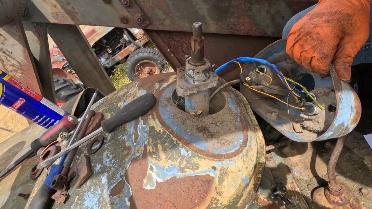 Finishing off the wiring Fordson power major crane pt22