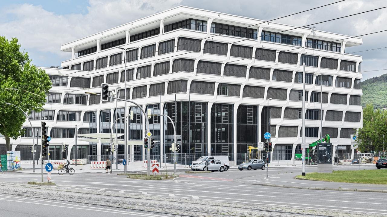 Construction of the new HeidelbergCement headquarters in the timeline
