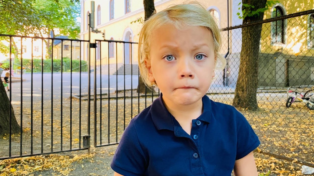 Harry börjar skolan (nervös!) + Back to school shopping VLOGG