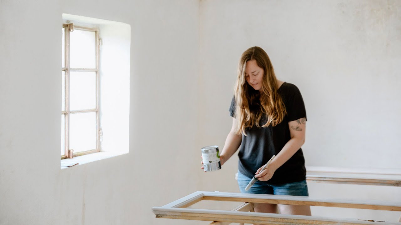 #52 Restoring & painting timber windows