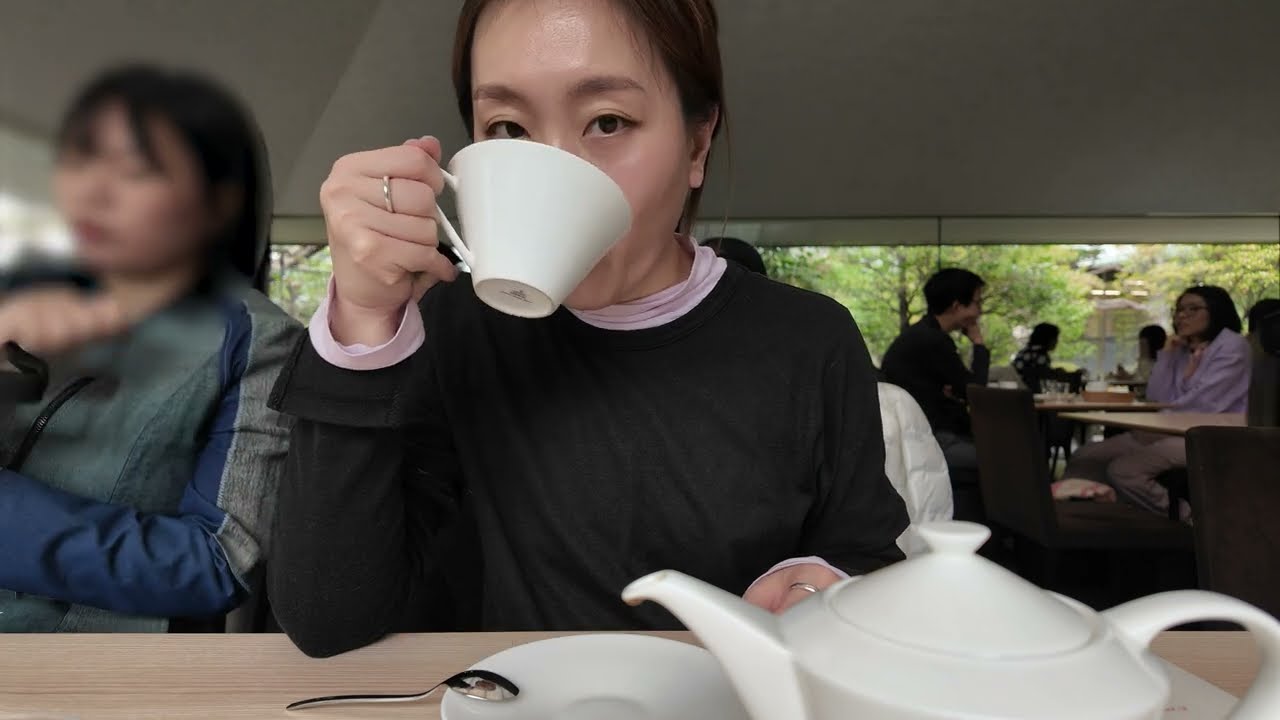 [혼자도쿄 ep2] 용기가 없지 갈데가 없나/ 기 빨리는 곳 절대 안가는 내향인여행🍰 NEZUCAFE🌳