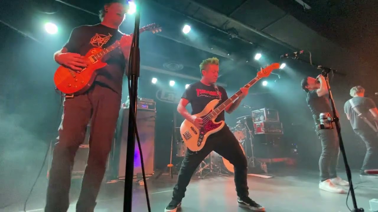 Lagwagon - Louis' Pub Saskatoon 2023 - Full