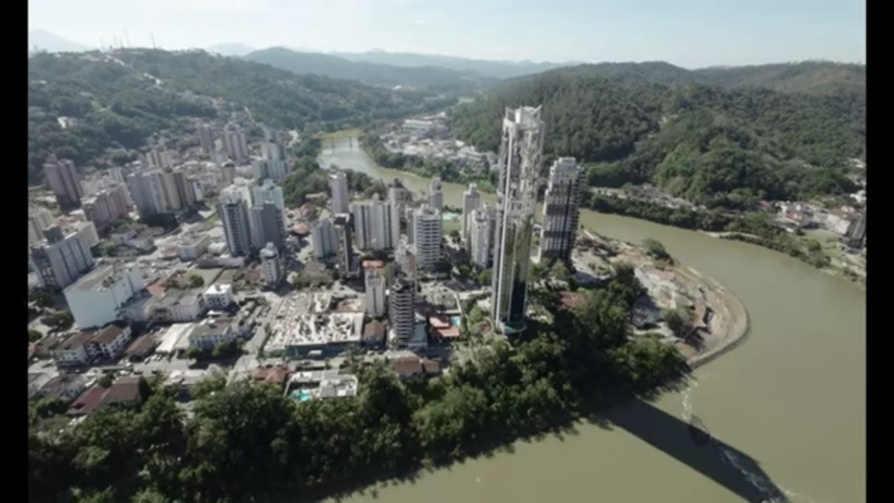 Maison Odontologia e Sa&uacute;de - Cl&iacute;nica Odontol&oacute;gica Blumenau - Vista de Drone