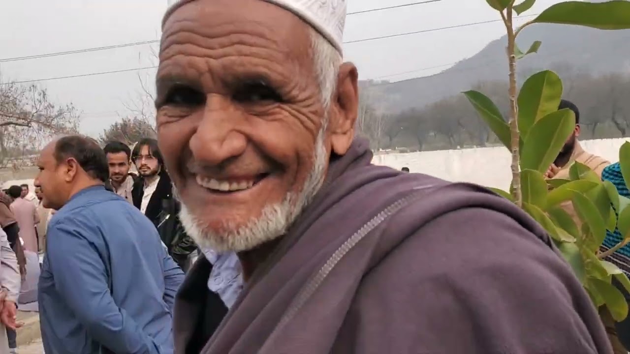 د فضل خالق ورور جنازه او ګورئ مننه کوم عندلیب