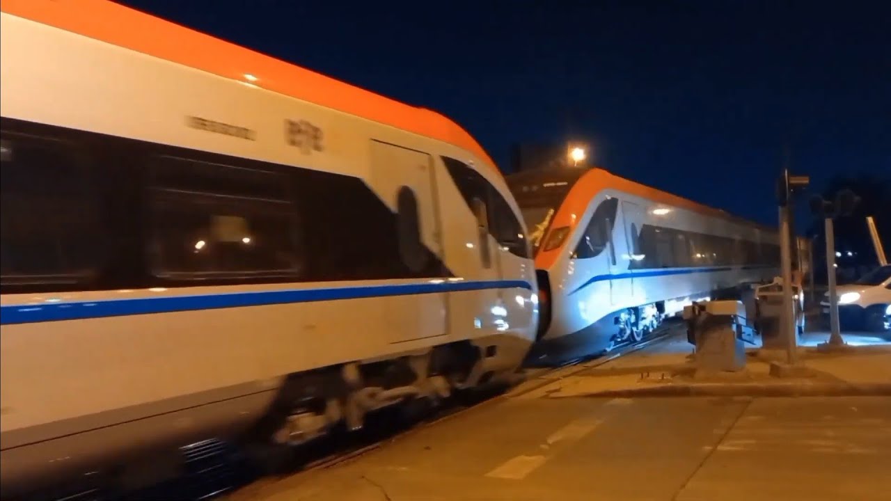 Ultimo traslado de los trenes más modernos de sudamerica para el servicio Santiago - Chillan (Chile)
