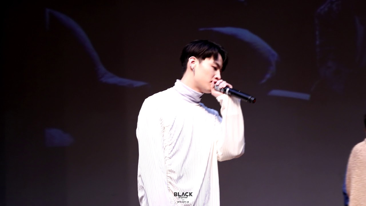181207 신촌 ‘안 보여’ 부르는 재범 (GOT7 JB)