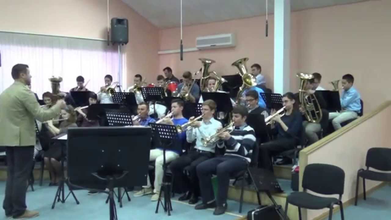 FAMFARA  BISERICI ELIM ARGANDA IM BISERICA  BETEL QUINTANAR DE LA  ORDEN 06 04 2014