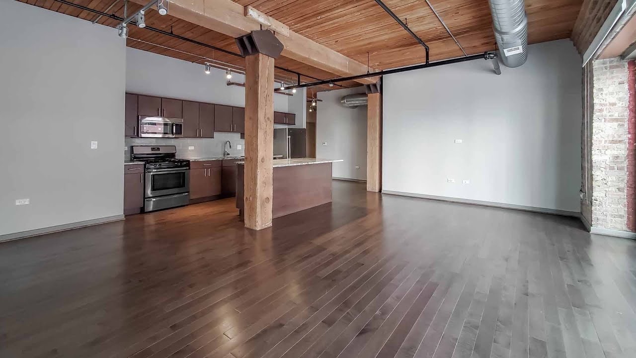 A Streeterville 3-bedroom, 2-bath at The Lofts at River East