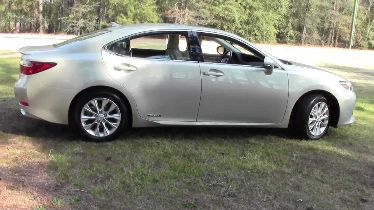 2013 Lexus ES300h Hybrid Sedan, Detailed Walkaround