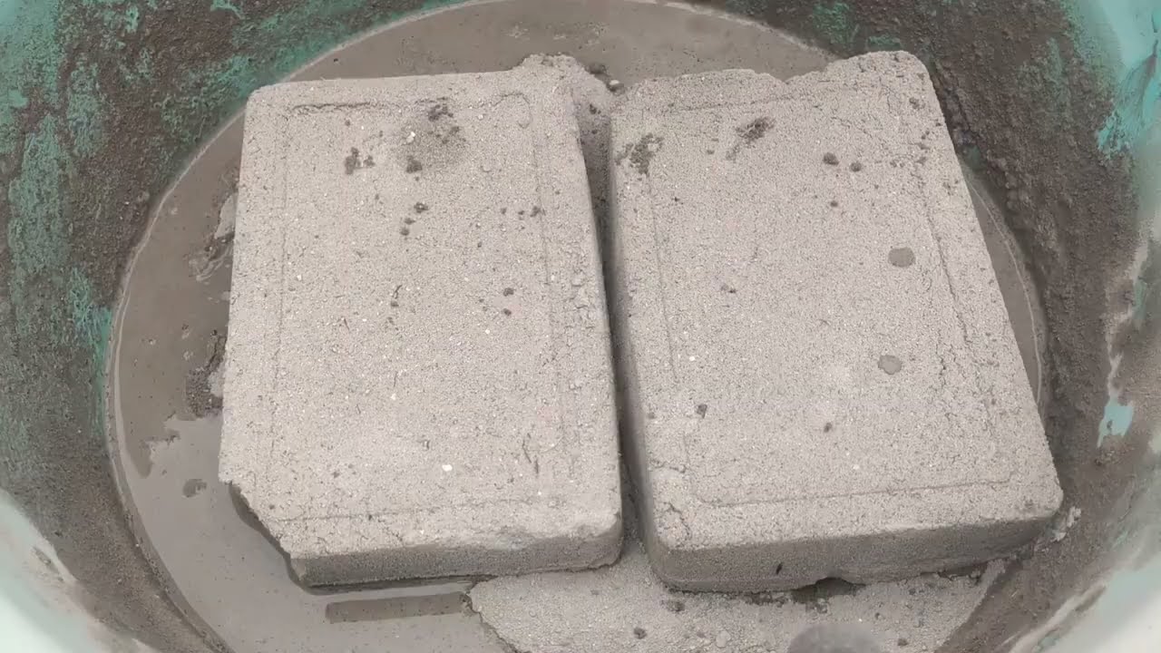 Asmr - crispy sand cement crumbling in water 💦