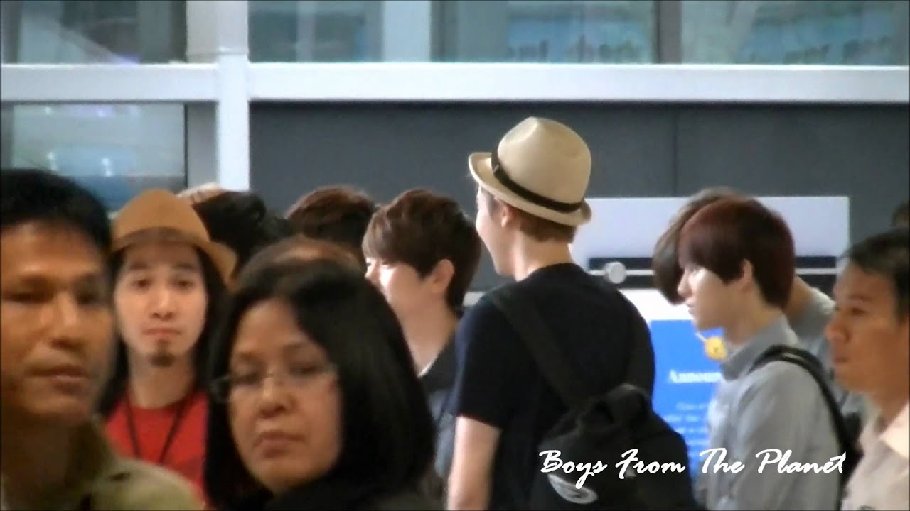 [Fancam] 120727 EXO - K at Suvarnabhumi Airport ( Arrival to Thailand ) #01