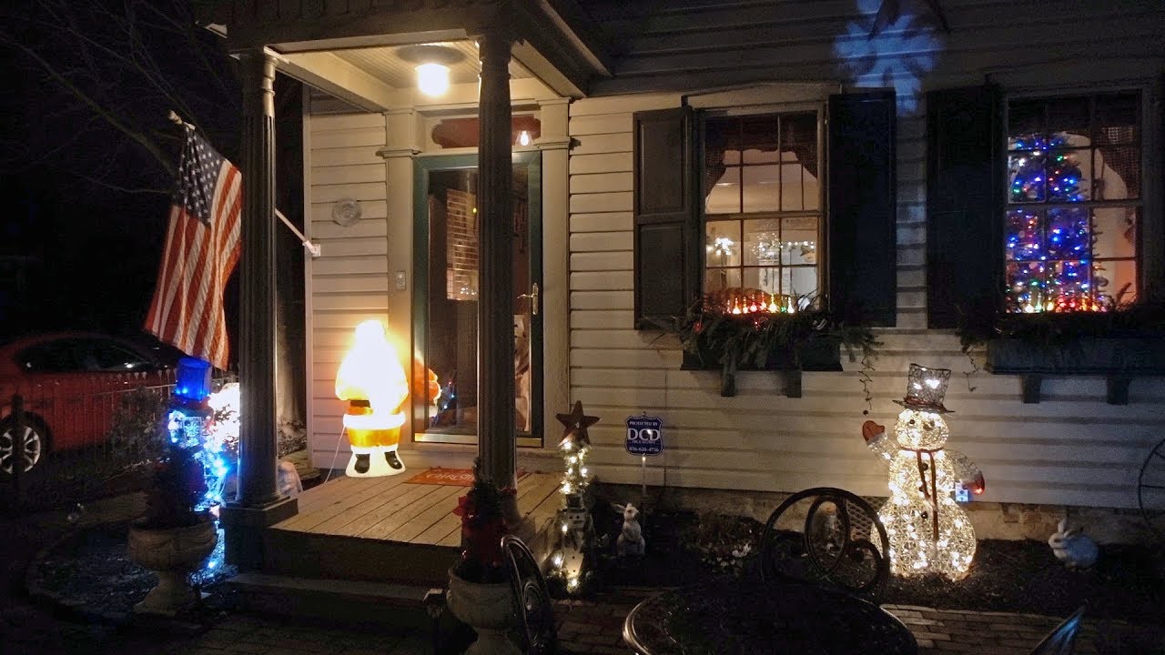THE HOLIDAYS ARE HERE