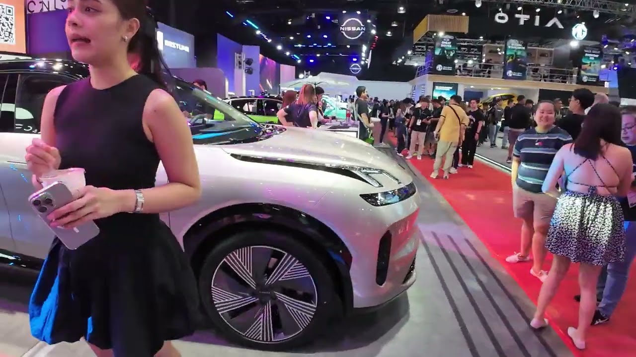 Lynk & Co Car Collections