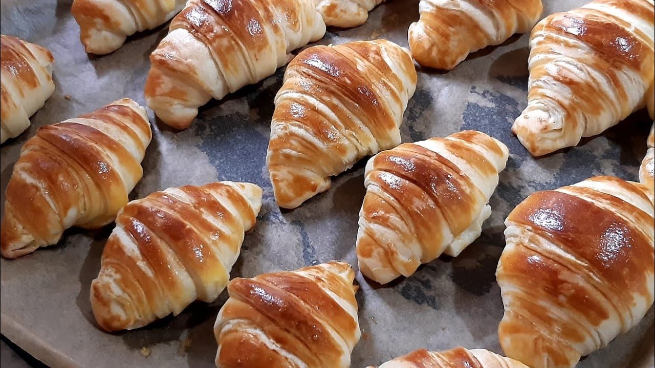 Kifle kroasan me kos !!!,