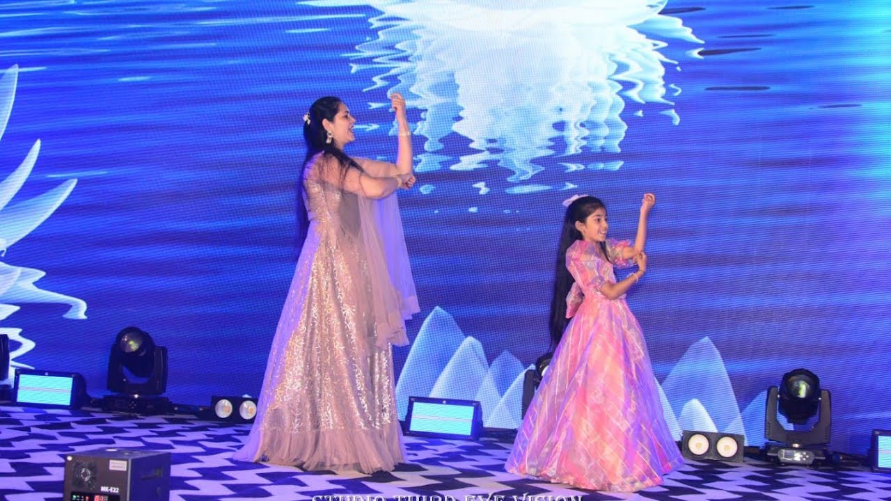 Cutest Mother Daughter dance duo | unforgettable | Sangeet #wedding #dance #performance