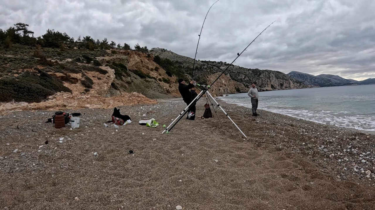 Heavy Casting: &Tau;&omicron; &phi;&alpha;&gamma;&kappa;&rho;ί &kappa;&alpha;&iota; &eta; &mu;&epsilon;&gamma;ά&lambda;&eta; &pi;&alpha;&rho;έ&alpha;