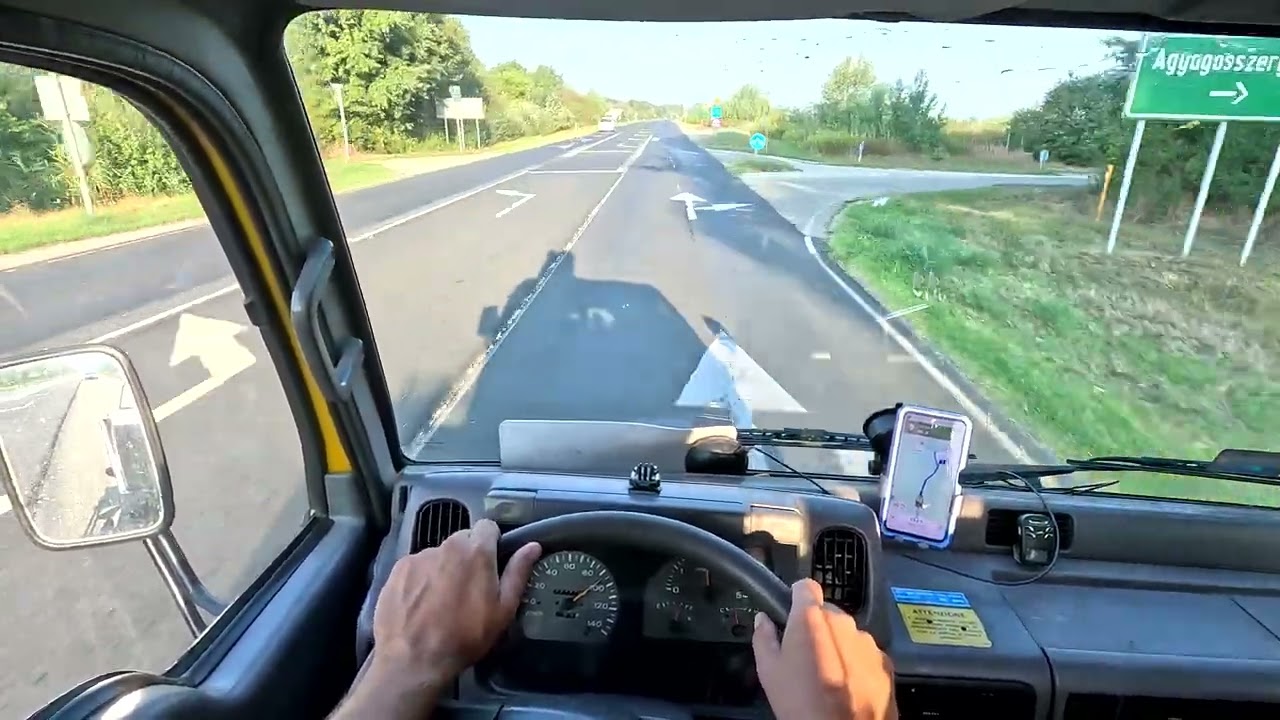 Nissan Cabstar morning POV drive / Extra Diesel sound