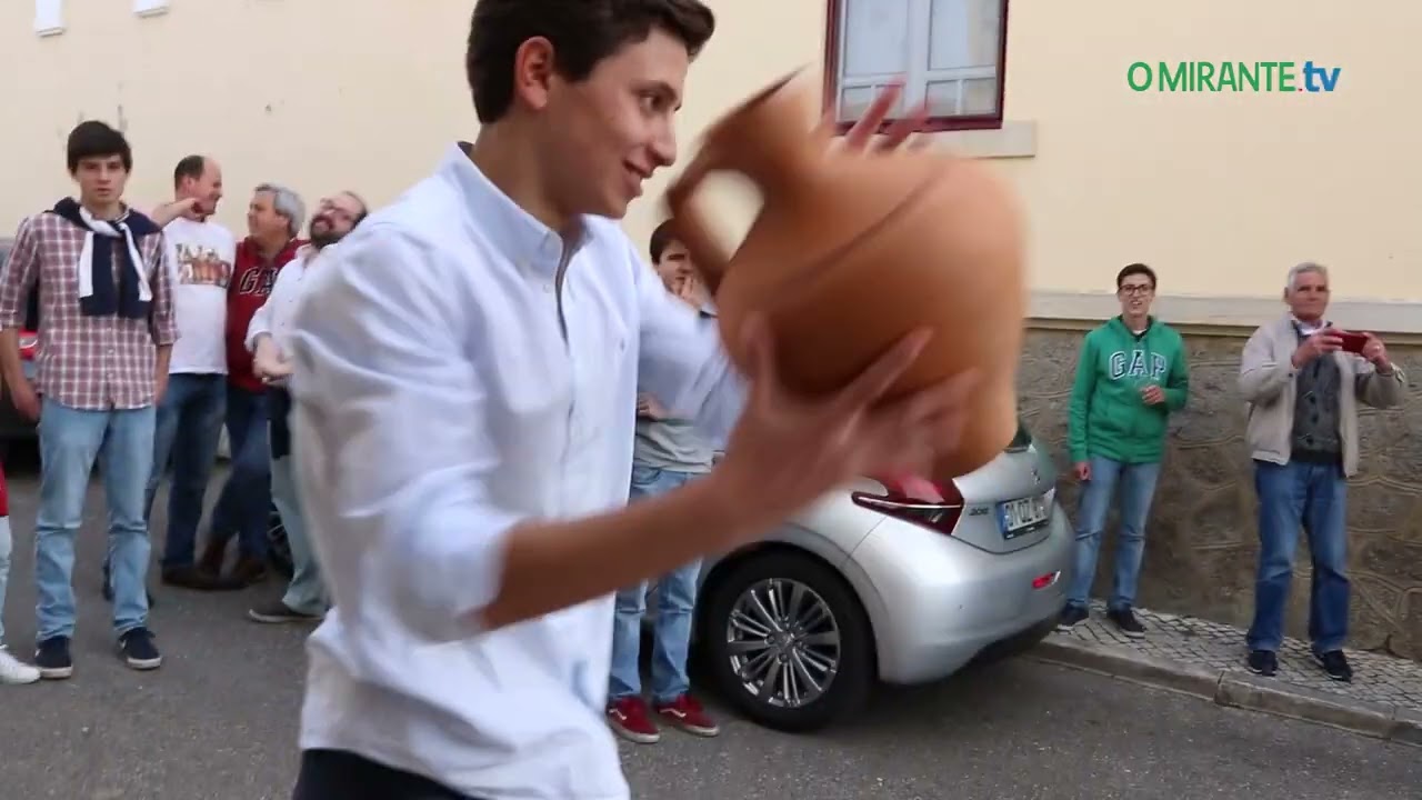Uma tarde bem regada no regresso do Jogo do Quartão à Chamusca