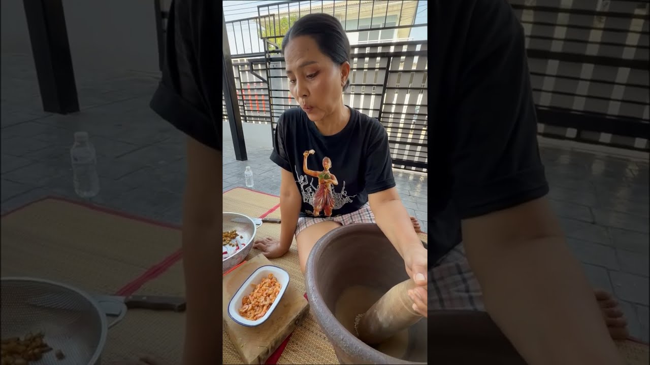 นานแล้วไม่ได้แกงเลียงกิน วันจัดซะหน่อยแกงเลียงกุ้งปลาช่อนนาย่าง😋