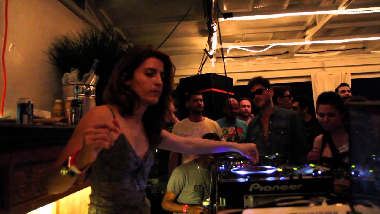 Deniz Kurtel  (Bohemian Yacht Club: No. 19 Labelshow Case Boatcruise)