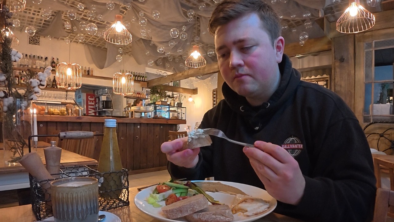 What Is a Polish Breakfast Like? 🇵🇱