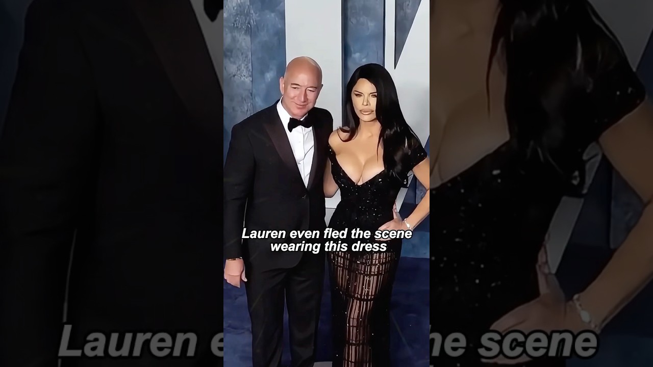 Lauren Sanchez&rsquo;s wedding dress made her a laughing stock#shorts #celebrity #laurensanchez #jeffbezos