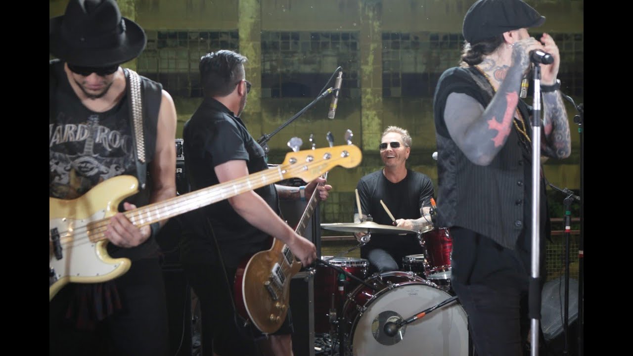 Rebel Skull feat. Bruno Gobi & Matt Sorum - Paradise City