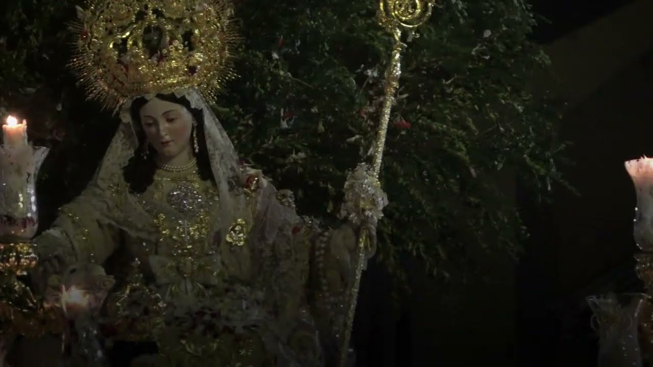 Llegada a María Auxiliadora - Coronación de la Divina Pastora
