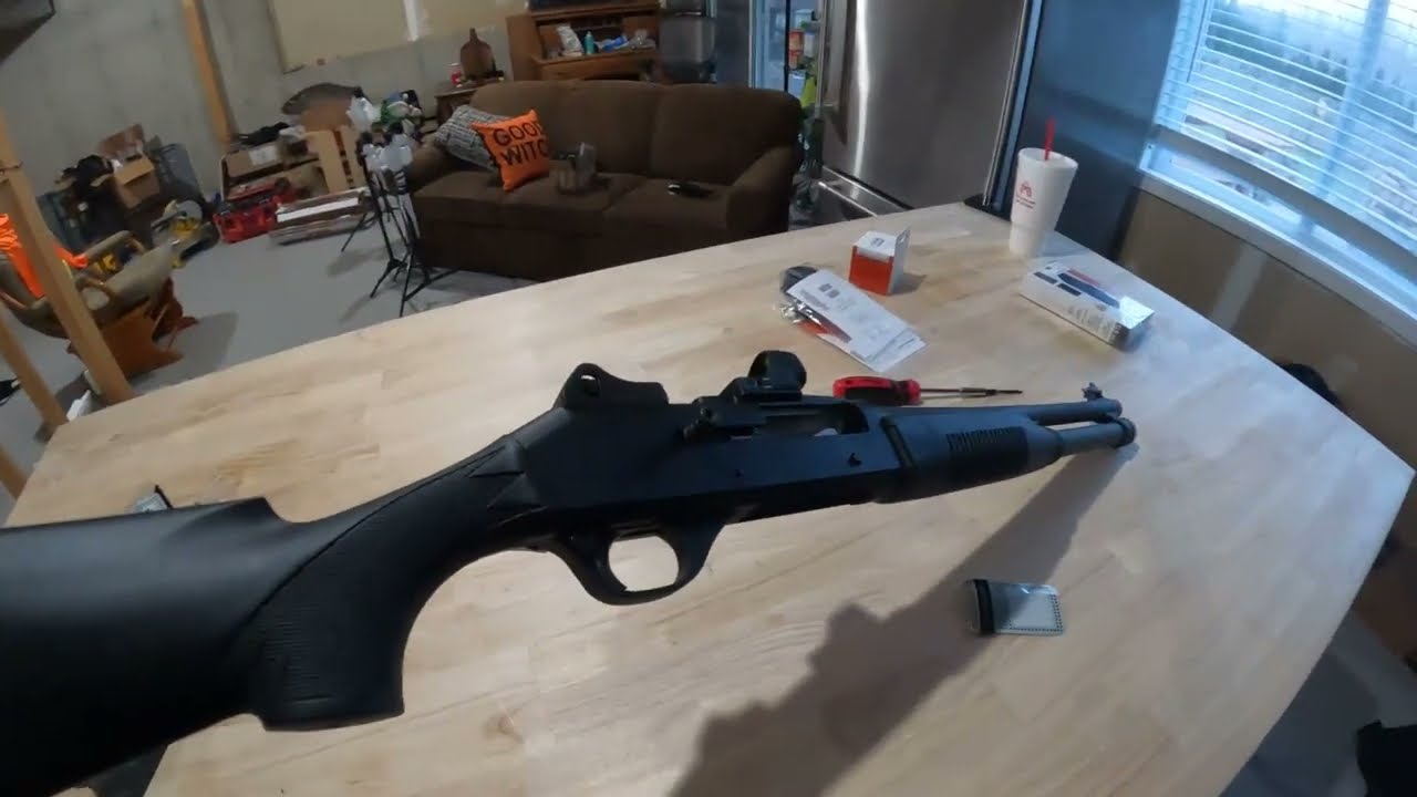 Trijicon SRO on Benelli M4