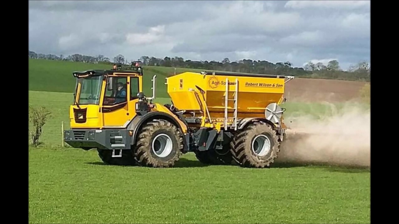 Self propelled Agri-Spread spreader