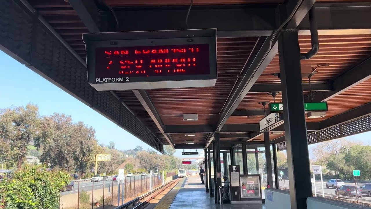 San Francisco/SFO Airport Train Arriving at Lafayette BART
