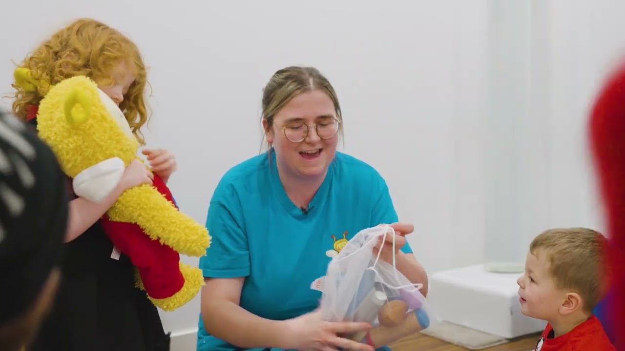 The Hello Song (sensory) | Bookbug Song and Rhyme Library