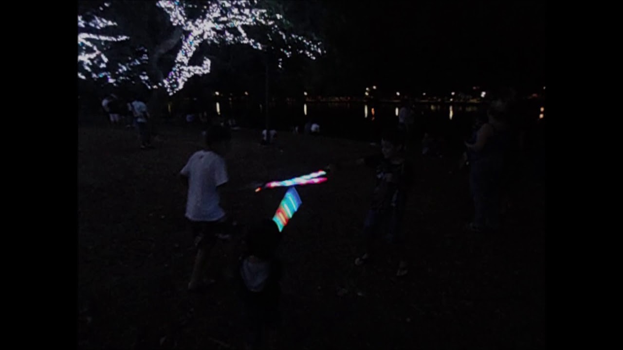 ESPADAS  DE LUZ  EM A&Ccedil;&Atilde;O  -  CANAL( MARCOS BELO)