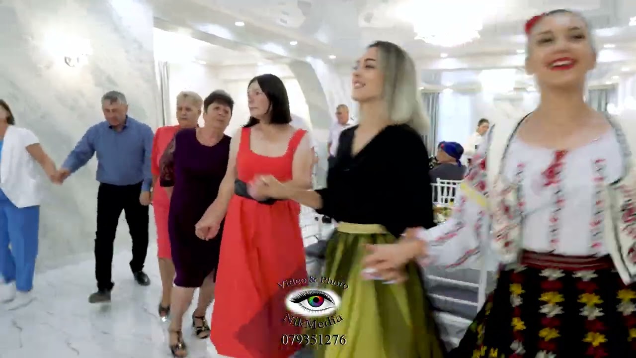 Hora Prutului cu un buchet de melodii și dansuri de la sud