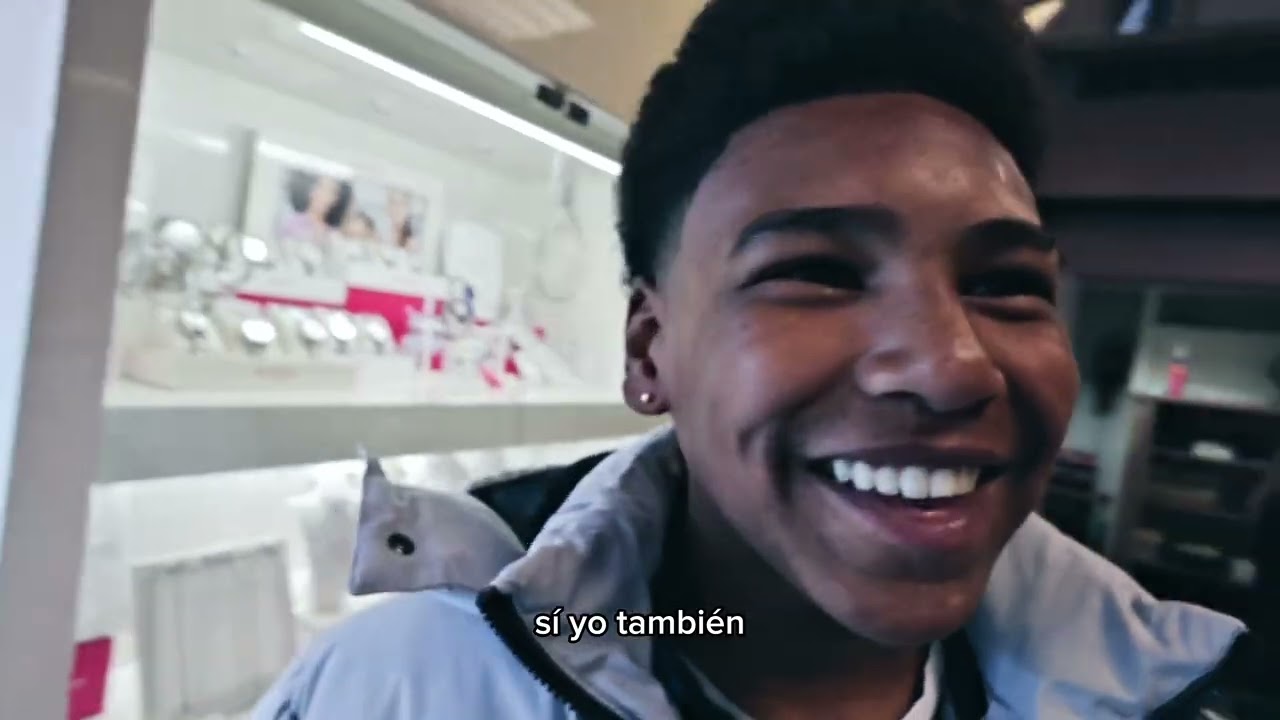 VERJAARDAGSCADEAU VOOR JOHNSON, BOWLEN EN ETEN  VLOG #14