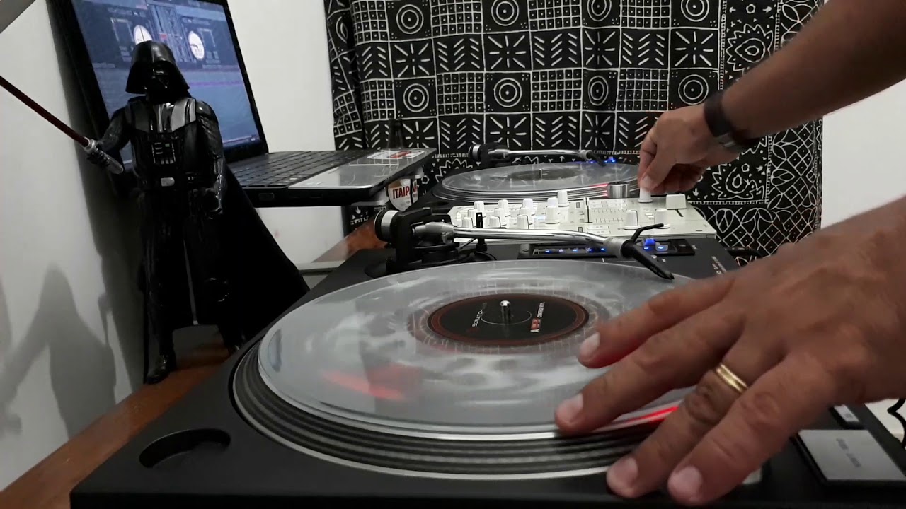 OS VELHINHOS FLASH BACK TRIBAL SÓ AS TOPS....