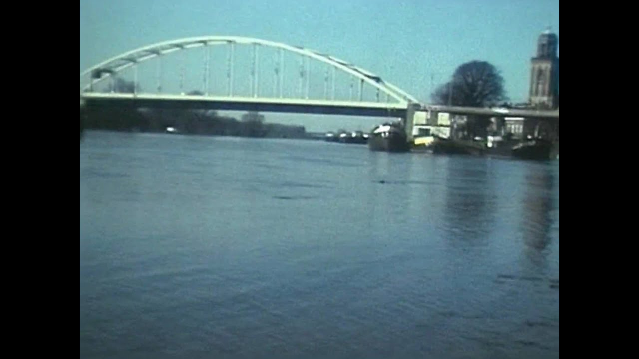 Heen en Weer  met Drs P (IJssel overstroomd 1973)