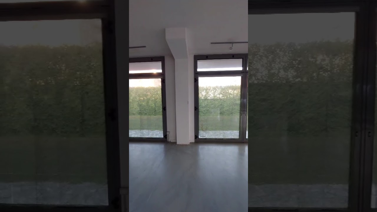 Mariano Comense : Ufficio / Negozio