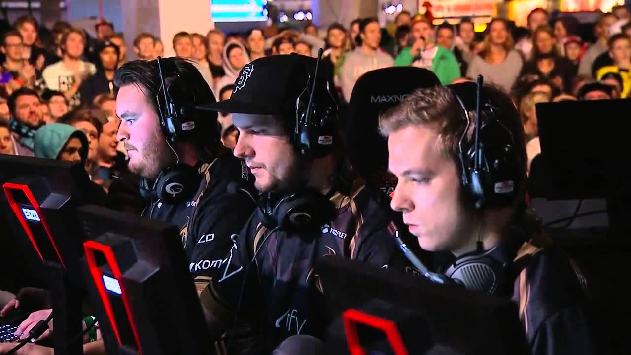 NiP vs HellRaisers on de_dust2 @ Dreamhack Winter 2014 Quarter Finals (CS:GO NiP vs HR) Game 1