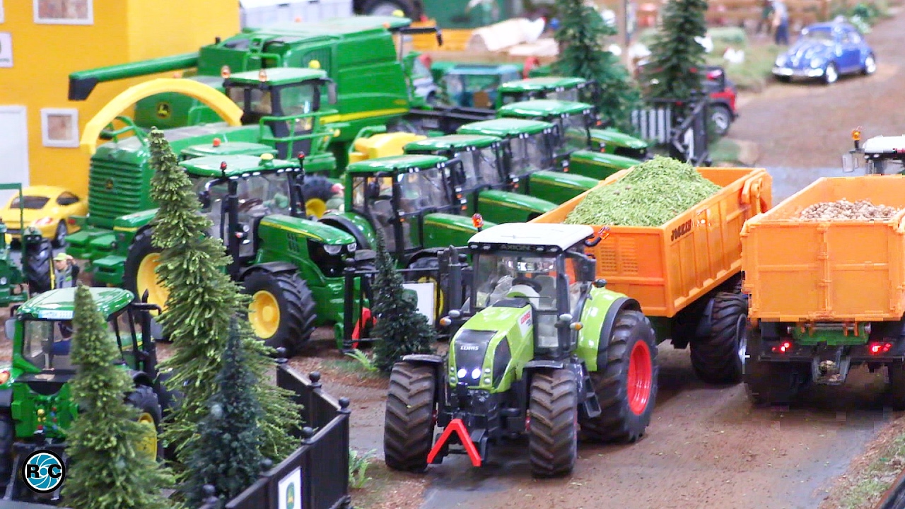 RC Claas Tractor silo farm adventures - Siku Control 32