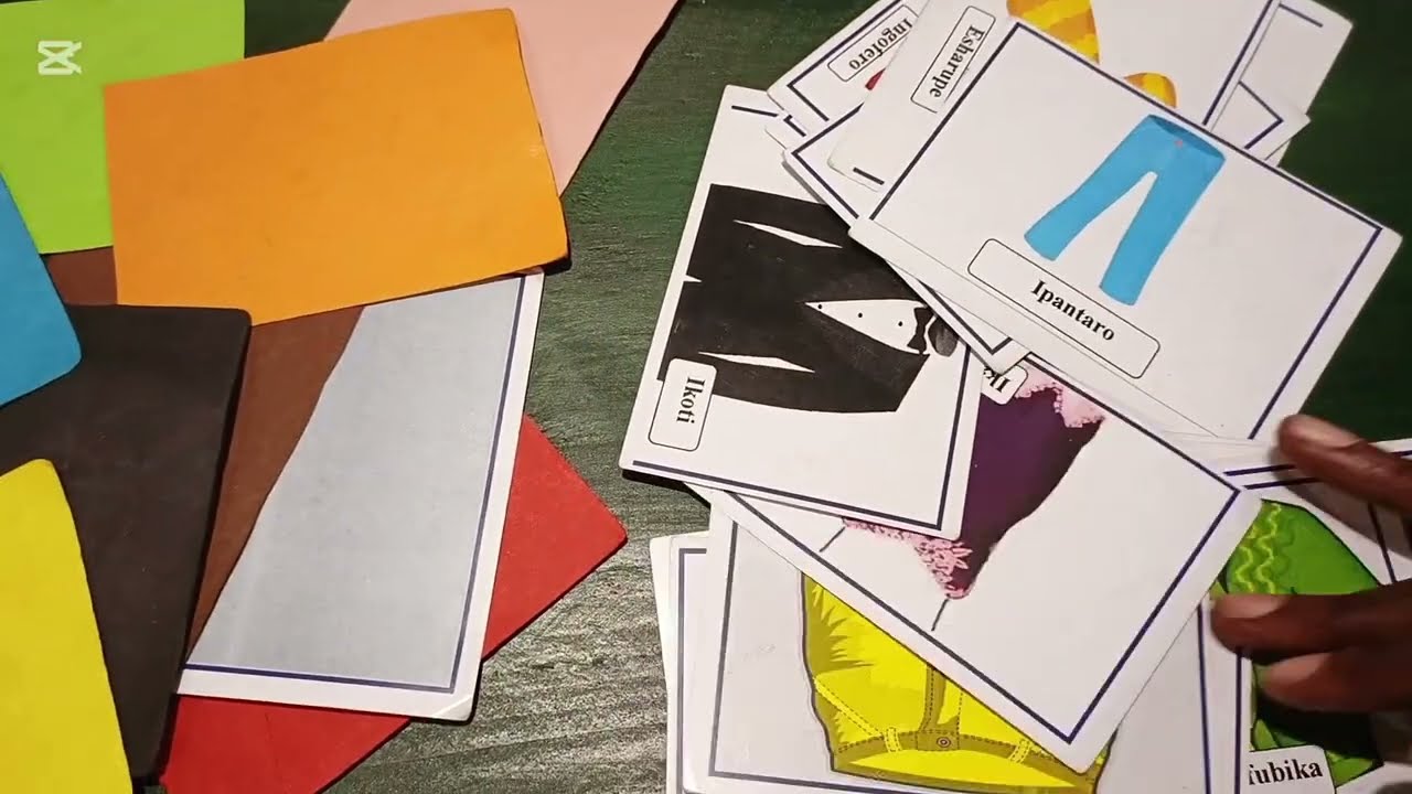 Dress up in Kinyarwanda: How do you say the colors of your clothes