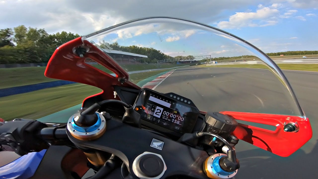 Testride POV on Honda CBR1000RR-R Fireblade SP in Oschersleben