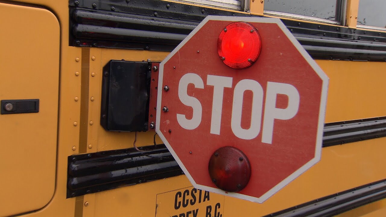 Ontario school bus driver charged with stunt driving