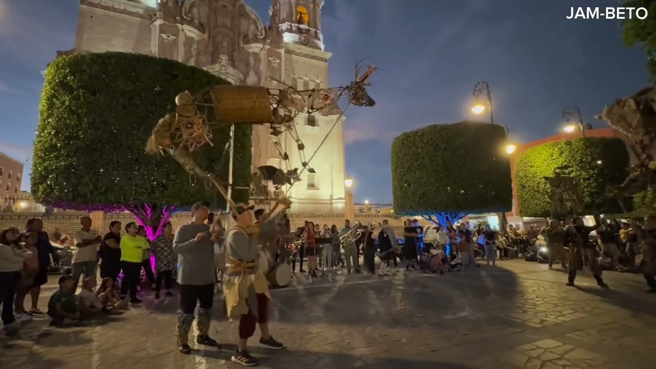 Lagos de Moreno y la función de teatro al aire libre “Las bestias Danzan” #jalisco