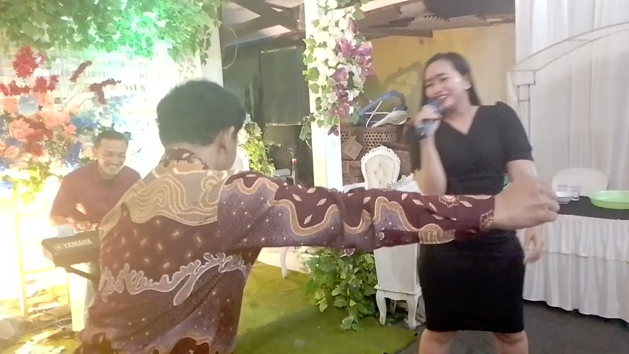 Koyo Jogja Istimewa ~ Voc. Riska ~ Zigay Music ~ Live Karang nanas