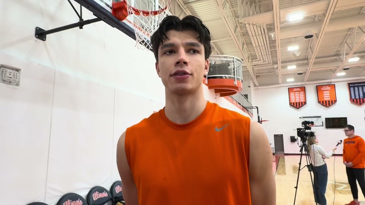 Illini wing Andrej Stojakovic pre-Wisconsin 