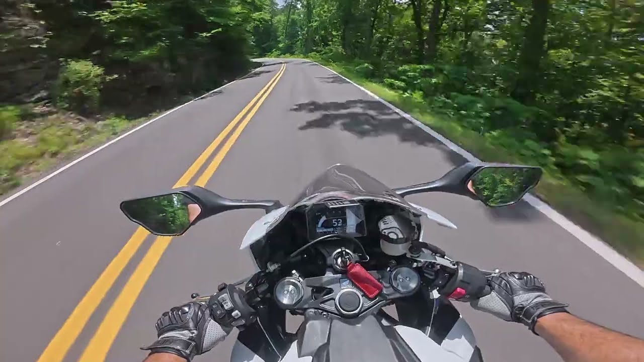 POV: HAVING FUN ON THE TRAIL OF THE DRAGON. [4K] #tailofthedragon