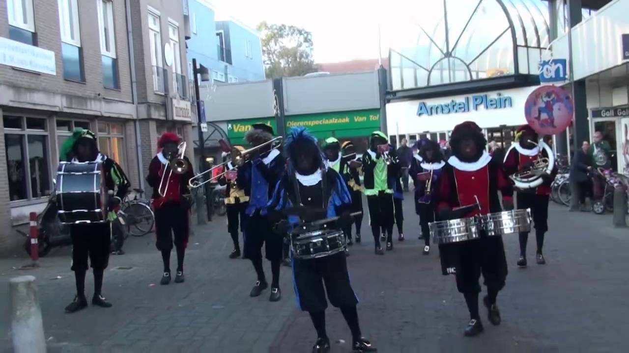 Zwartepietenbende Uithoorn 2011 Oya lélé